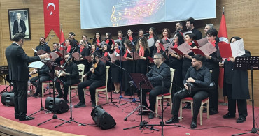 Kastamonu Üniversitesi Akademik Korosu Türk Sanat Müziği Konseri Düzenledi