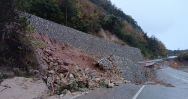Kastamonu'da Heyelan ve Kar Yağışı Ulaşımı Olumsuz Etkiliyor