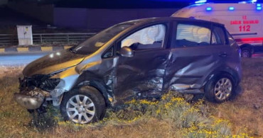 Kastamonu'da iki otomobil çarpıştı, 4 kişi yaralandı