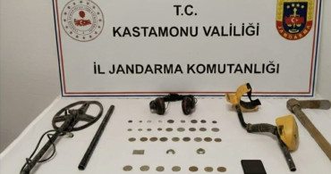 Kastamonu'da Kaçakçılık Operasyonu: 3 Gözaltı