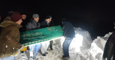 Kastamonu'da Kar Engeli Aşıldı: Cenaze İle Son Veda