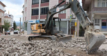 Kavak’ta ulaşımı rahatlatacak yol yenileme çalışması başladı