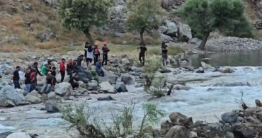Kayıp şahsı arama çalışmalarında sarım çayı'nın yönü değiştirildi