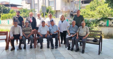 Kaymakam doğdu, aşure programında vatandaşlarla buluştu