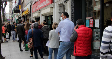 Kaymakamlıklarda Seyahat İzin Belgesi Kuyrukları Oluştu