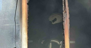 Kayseri’de 12 katlı binanın görevli dairesinde yangın
