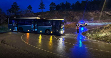 Kayseri’de Alkollü ve Ehliyetsiz Şoför Çaldığı Otobüsle Kaza Yaptı