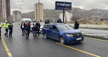 Kayseri'de Polisin "Dur" İhtarına Uymayan Şüpheliler Yakalandı