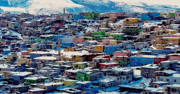 Kayseri'nin Renkli Evleri Karla Kaplandı