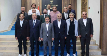 Kayserispor Yönetimi Vali Çiçek'i Ziyaret Etti