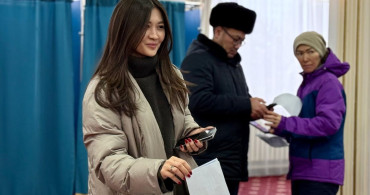 Kazakistan'da Anayasa Referandumu Başladı