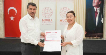 Kazakistanlı öğretmenlerin eğitim programı sertifika töreniyle taçlandı