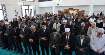 Kazanpınar Camii İbadete Açıldı