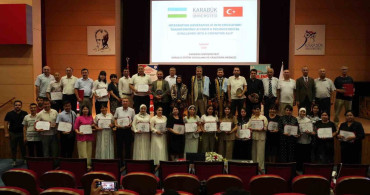 Kbü’de özbek akademisyenlere yapay zeka eğitimi sertifikaları verildi