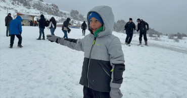 Keltepe Kayak Merkezi'nde Hafta Sonu Yoğunluğu