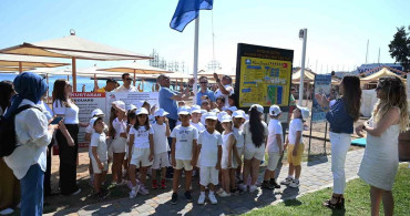 Kemer Belediyesi Halk Plajı'nda Mavi Bayrak Gururu