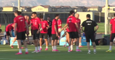 Kenan Yıldız antrenmana dua ederek başladı