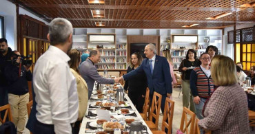 Kepez Belediye Başkanı Kocagöz, Engelli Dernekleri ile Bir Araya Geldi