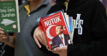 Kepez Belediyesi'nden Öğrencilere Önemli Bir Adım: Kitap Kumbarası