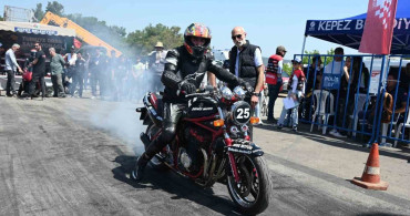 Kepez'de Türkiye Motodrag Şampiyonası Heyecanı