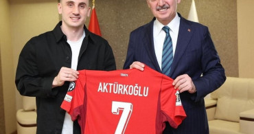 Kerem Aktürkoğlu ve Başkan Büyükakın’ın Anlamlı Buluşması
