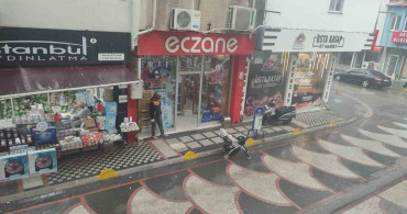 Keşan'da Sağanak Yağış Yaşamı Olumsuz Etkiledi
