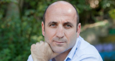 Keşke Hiç Büyümeseydik Oyuncularından Sadık Handırı Kimdir? İşte Merak Edilenler Haberimizde...