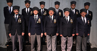 Kıbrıs Gazilerinin Kahramanlar Korosu