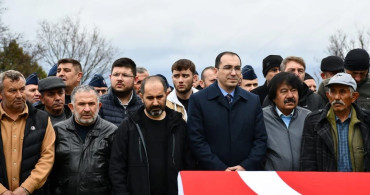 Kıbrıs Gazisi Selahattin Akmes Son Yolculuğuna Uğurlandı