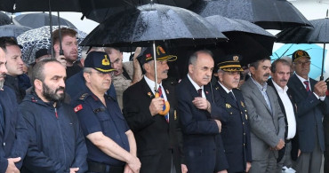 Kıbrıs Gazisi Ünal Aktürk'ü Son Yolculuğuna Uğurlandı