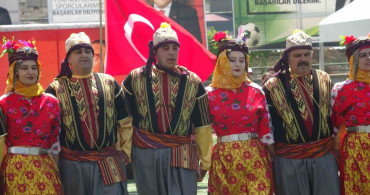 Kilis'te 19 Mayıs Coşkusu ve Karate Gösterisi