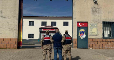 Kilis'te Aranan Şahıs Jandarma Ekiplerince Yakalandı