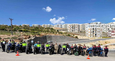 Kilis'te Jandarmadan Motosiklet Sürücülerine Eğitim