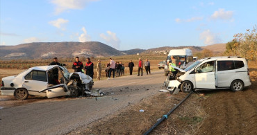 Kilis'te Trafik Kazası: 3 Yaralı