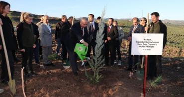 Kırgız Cumhuriyeti Fahri Konsolosu Bilal Tutuş İçin Hatıra Ormanı Oluşturuldu