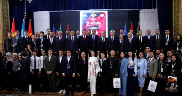 Kırgızistan'da Türk Dünyası Gençlik Forumu Gerçekleştirildi