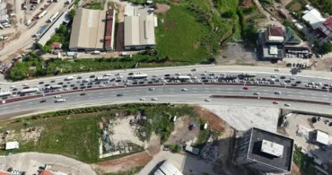 Kırıkkale'de Bayram Trafiği Havadadan Görüntülendi
