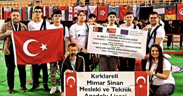 Kırklareli Mimar Sinan Lisesi Öğrencileri Robot Olimpiyatları'nda Dünya Şampiyonu Oldu