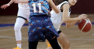 Kırklareli'de 14 Yaş Altı Kızlar Anadolu Şampiyonası Devam Ediyor