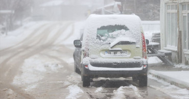 Kırklareli'de Kar Yağışı Ulaşımı Olumsuz Etkiliyor