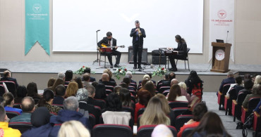 Kırklareli'nde 14 Mart Tıp Bayramı Müzik Dinletisiyle Kutlandı