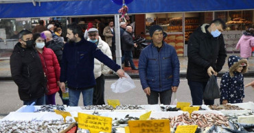 Kırmızı ve beyaz et fiyatlarındaki yükseliş balıkçılara yaradı! 'Balık sezonu hızlı şekilde ilerliyor'