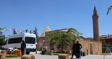 Kırşehir'de aşure etkinliğine yoğun ilgi