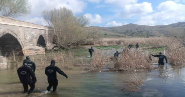Kırşehir'de Kayıp Adamın Arama Çalışmaları Devam Ediyor