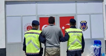 Kırşehir'de Kesinleşmiş Ceza ile Aranan Şahıs Yakalandı