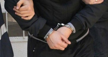 Kıskançlık Krizine Girdi! Eşini Öldürdü