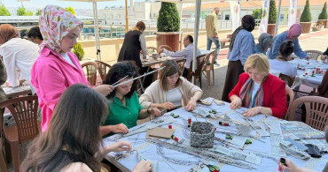Kızılcahamam'da atık kağıtlarla sanatsal farkındalık çalışması