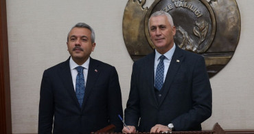 KKTC Ekonomi ve Enerji Bakanı Amcaoğlu, Rize'de Vali Baydaş'ı Ziyaret Etti