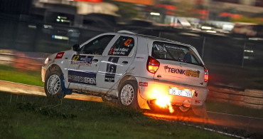 Kocaeli Büyükşehir Rallisi'nin Şampiyonu Kerem Kazaz ve Corentin Silvestre