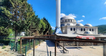 Kocaeli İbadethanelerini Bayrama Hazırlıyor